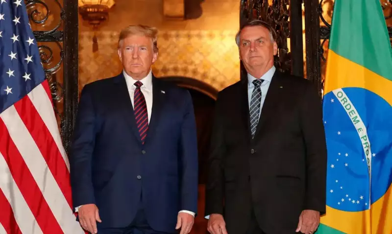 Bolsonaro comenta tarifas de Trump e afirma que solução está nas mãos das autoridades