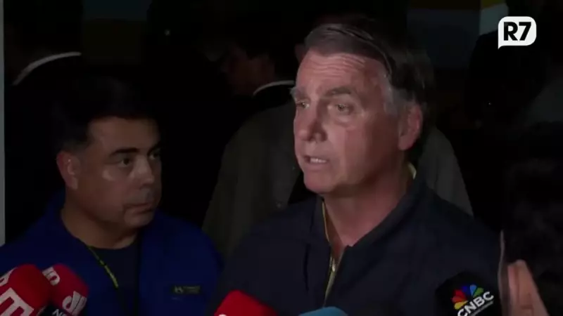 Bolsonaro interrompe entrevista para evitar descumprir medida judicial — veja o vídeo