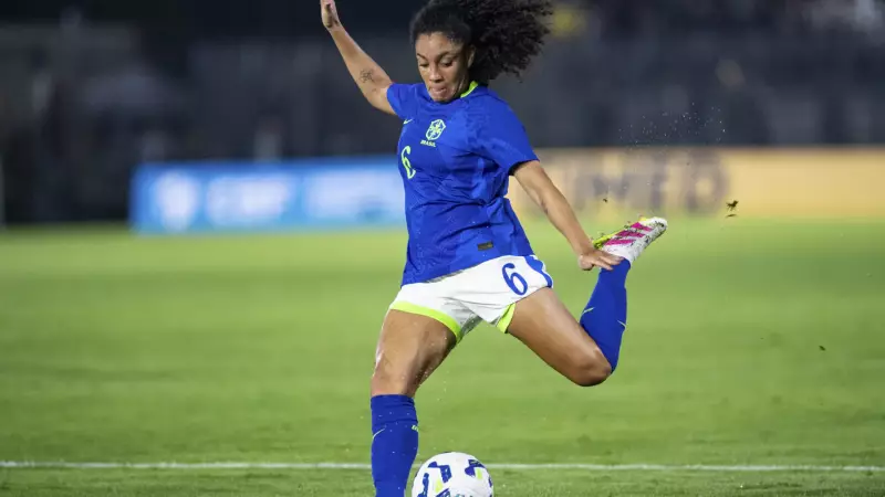 Brasil arrasa o Paraguai e avança na Copa América Feminina: veja os destaques do jogo!