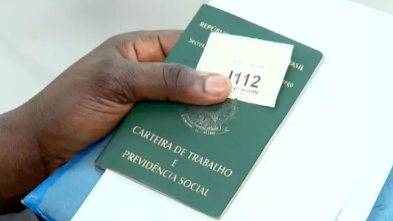 Brasil bate recorde histórico: desemprego cai para o menor nível em décadas!