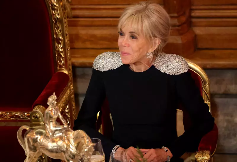 Brigitte Macron contra fake news: primeira-dama da França entra na Justiça para combater boato transfóbico
