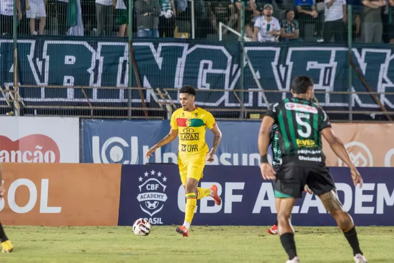 Brusque volta ao G8 da Série C em jogo turbulento com bomba no campo — veja os detalhes