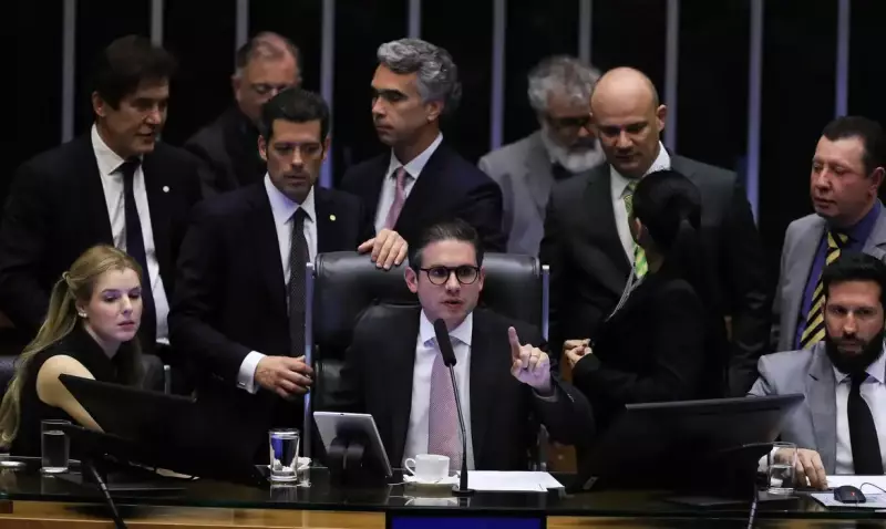 Câmara acelera projeto que corta benefícios fiscais: entenda o impacto