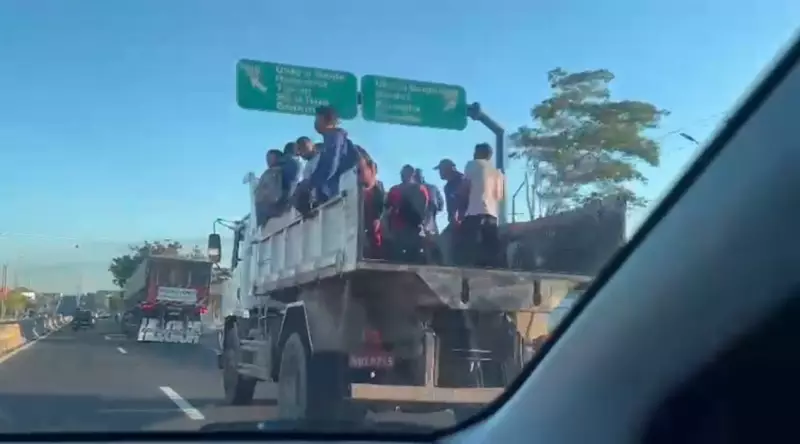 Caminhão com passageiros em pé na carroceria é flagrado na BR-316 em Teresina — Risco iminente!