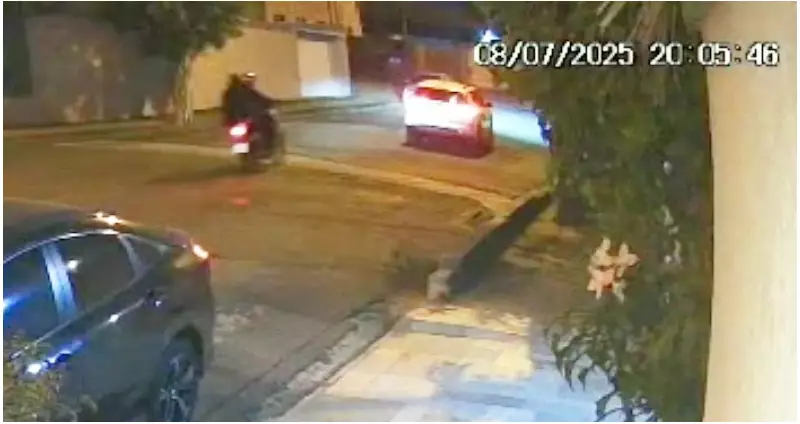 Cão é levado durante assalto de carro em Limeira: veja o vídeo chocante