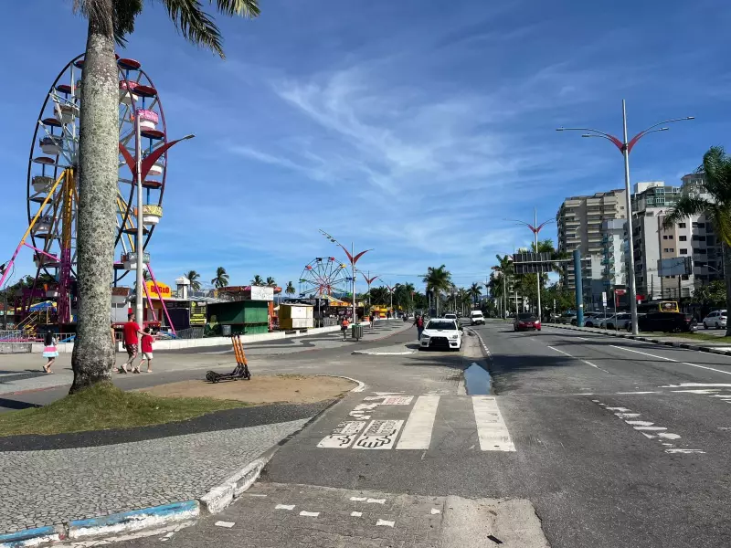 Caraguatatuba fecha trecho da Avenida da Praia para veículos neste domingo: saiba detalhes