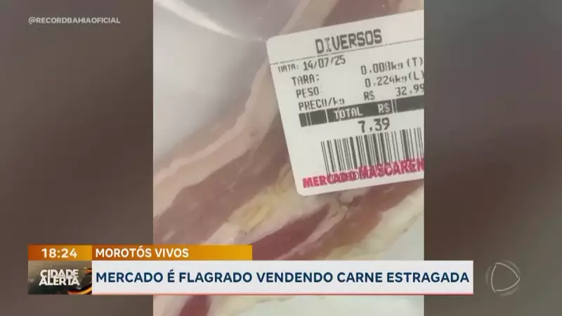 Carne estragada à venda em mercado de Salvador: fiscalização flagra irregularidade chocante