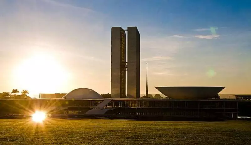 Castração química para estupradores: CCJ aprova projeto que condiciona liberdade condicional ao tratamento