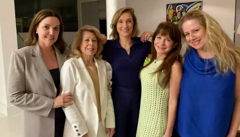 Chá da Tarde: O Segredo para Encontros Inesquecíveis entre Amigas no Frio