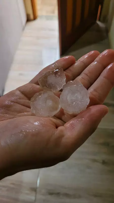 Chuva de granizo surpreende o Vale do Paraíba após 21 dias de estiagem — veja vídeo