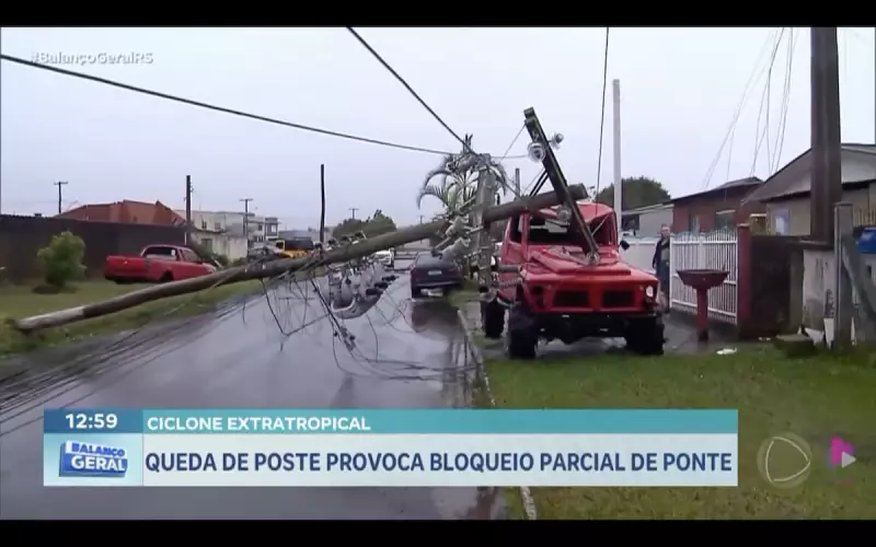 Ciclone extratropical assusta o Litoral Norte do RS: ventania e chuva forte causam transtornos