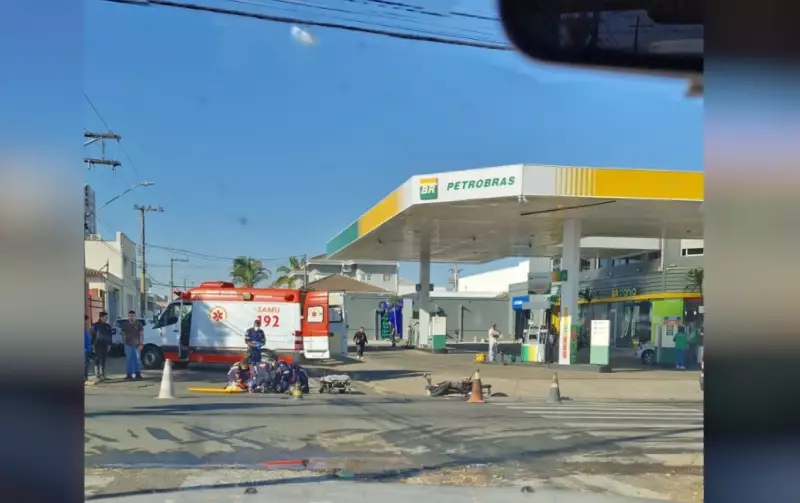 Colisão entre carro e moto deixa motociclista ferido no centro de Itapetininga: veja detalhes