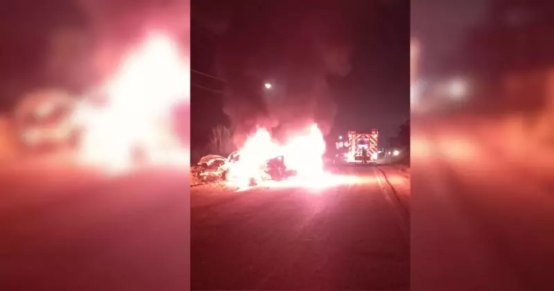Colisão frontal na SC-445 deixa três feridos e carro em chamas