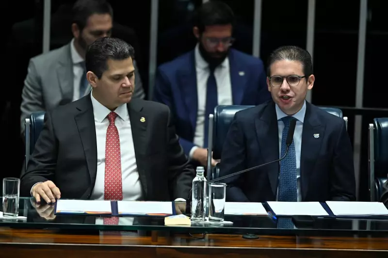Congresso Brasileiro Monitora Taxação dos EUA e Defende Resposta Diplomática