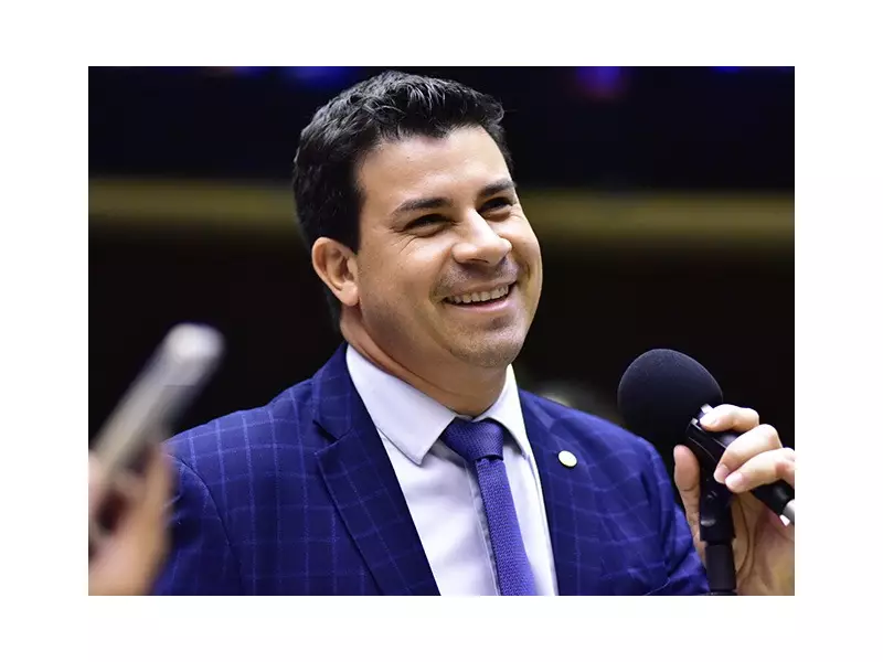 Congresso em Espera: Obra dos 18 Novos Gabinetes Paralisa e Gera Polêmica