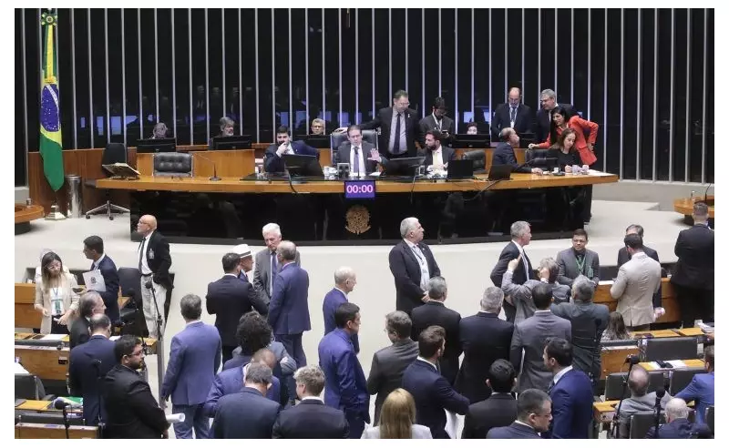 Congresso flexibiliza licenciamento ambiental: obras de alto impacto podem avançar sem análise detalhada