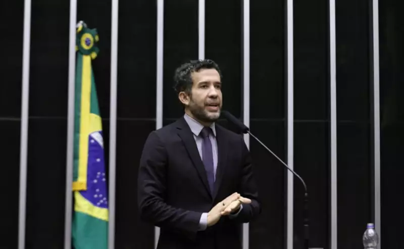 Conselho de Ética pode suspender mandato de Janones por 6 meses — veja o que está em jogo