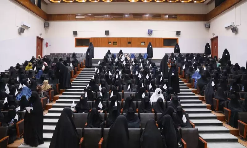 Corte de Haia emite mandados de prisão contra líderes do Talibã por perseguição às mulheres