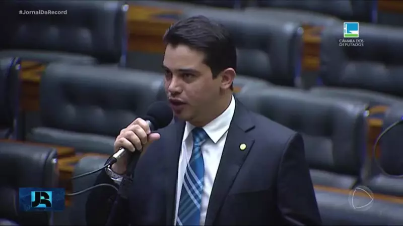 Deputado Junior Mano é alvo de investigação por suposto desvio de verbas públicas