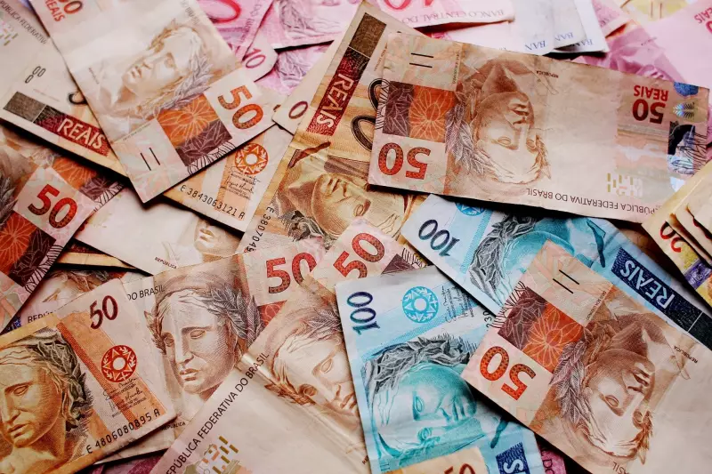 Dinheiro é a maior preocupação para metade dos trabalhadores brasileiros, revela pesquisa