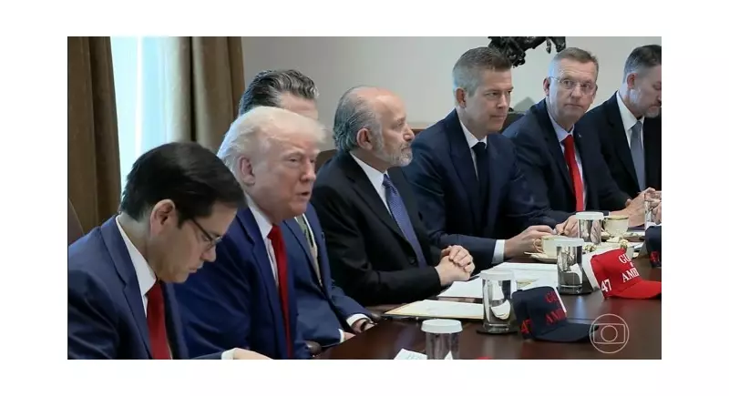 Dólar dispara após anúncio de Trump: suspeitas de uso de informação privilegiada no Brasil?