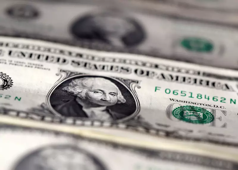 Dólar dispara e Ibovespa cai: entenda os motivos por trás da turbulência financeira