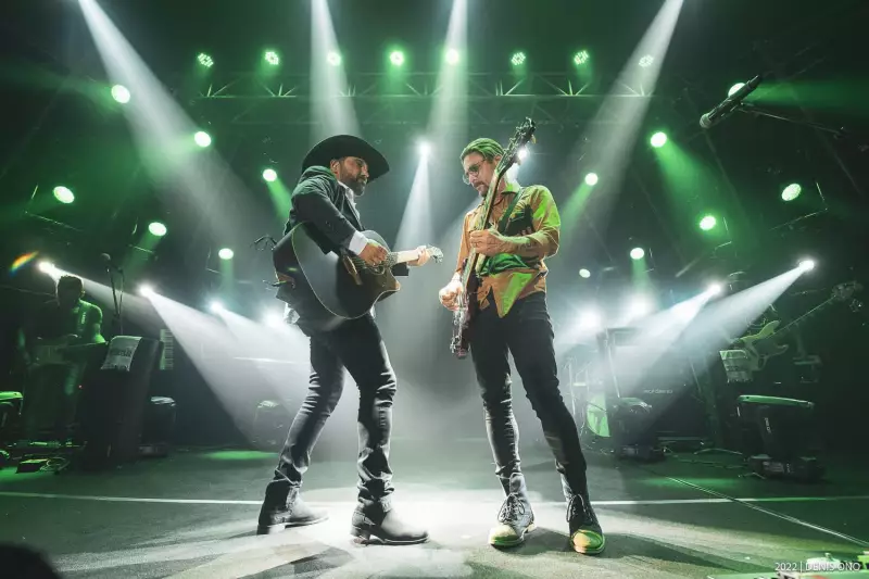 Edson e Hudson agitam a Festa do Peão de Salto de Pirapora neste sábado