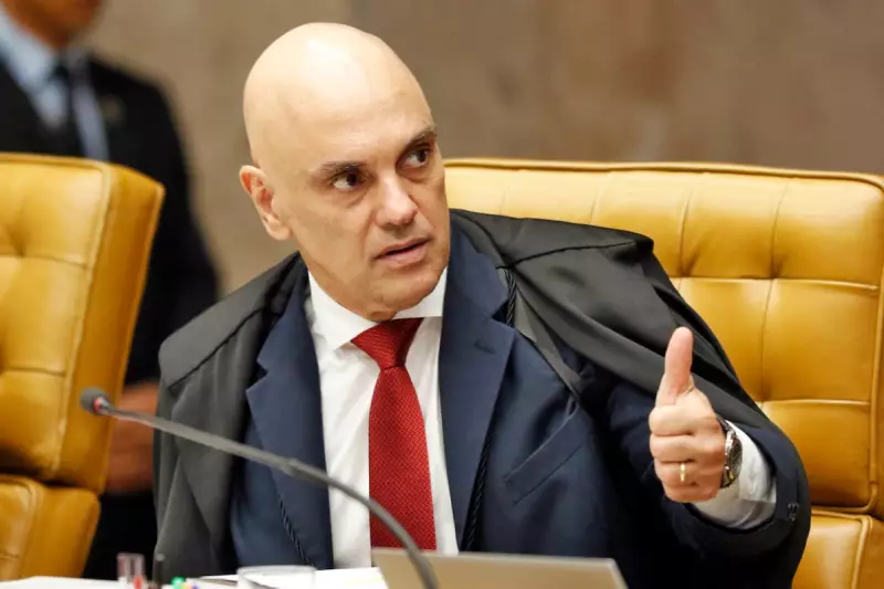 Eduardo Bolsonaro é acusado de interferir em processo sobre golpe de estado, diz Moraes