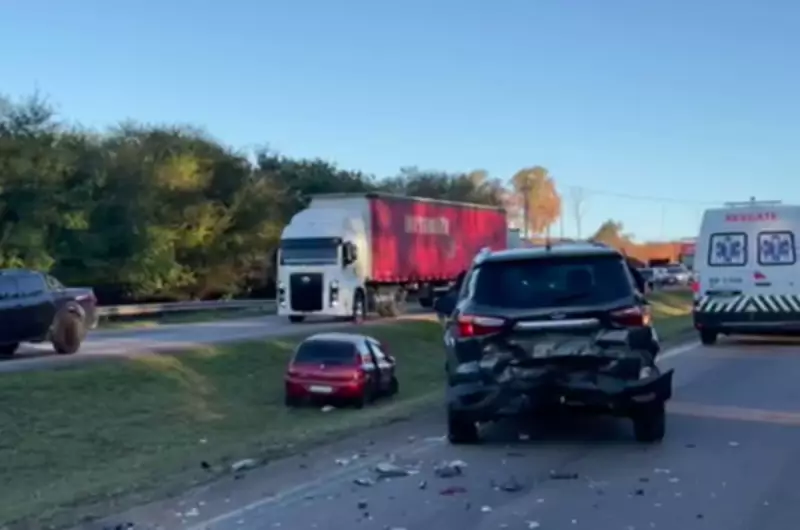 Engavetamento na Rodovia de Itu: Feridos e Trânsito Parado em Meio ao Caos