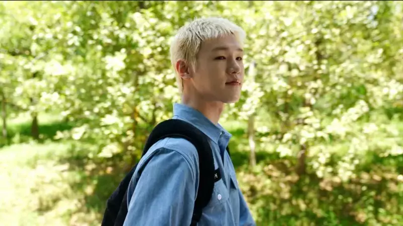Estrelas LGBTQIA+ do K-pop desafiam tabus na Coreia do Sul ao assumirem sua sexualidade