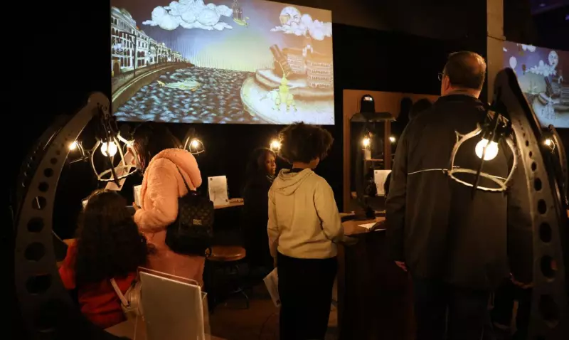 Exposição em São Paulo celebra os 200 anos de Júlio Verne com obras raras e experiências imersivas