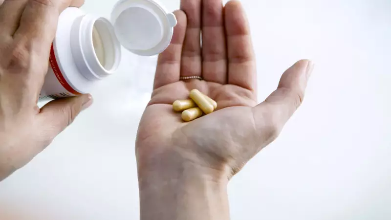 Farmacêutica alerta: 3 suplementos que você deve evitar para cuidar da saúde