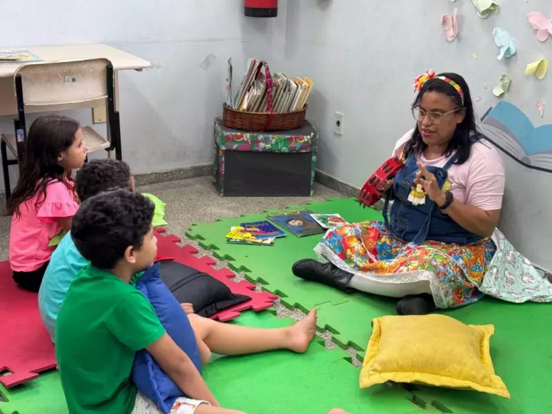 Férias com Livros: Biblioteca Ivone de Menezes Transforma Zona Sul de Aracaju em um Oásis Cultural