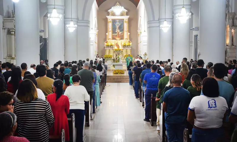 Festa de Senhora Sant'ana em Feira de Santana: Confira a programação completa e imperdível!
