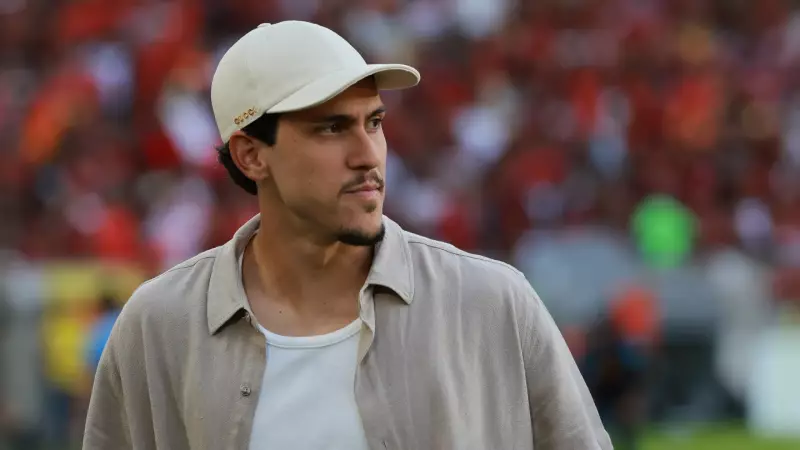 Filipe Luis corta Pedro pela segunda vez: situação do atacante no Flamengo se complica