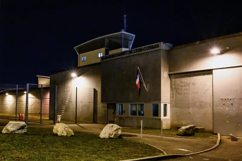 Fuga digna de Hollywood: preso escapa de prisão na França escondido em saco de roupa suja