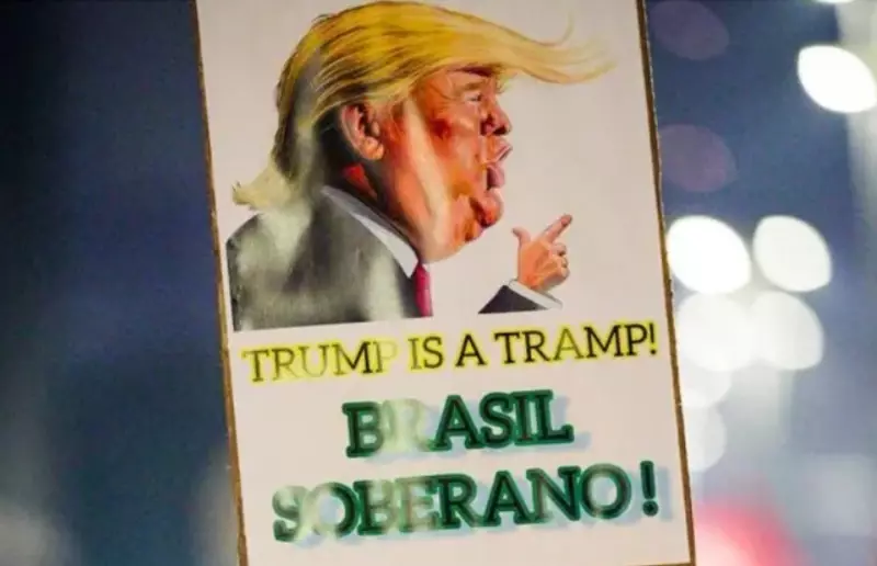Fundação ligada ao PT provoca polêmica ao chamar Donald Trump de 'vagabundo' em charge