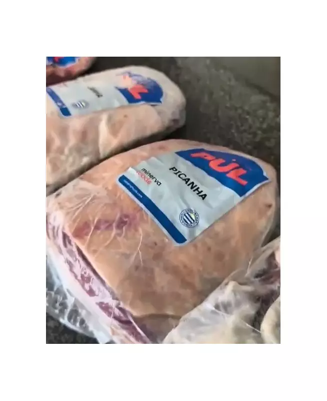 Furto ousado: homem é flagrado roubando mais de R$ 1 mil em carnes de supermercado em Niterói