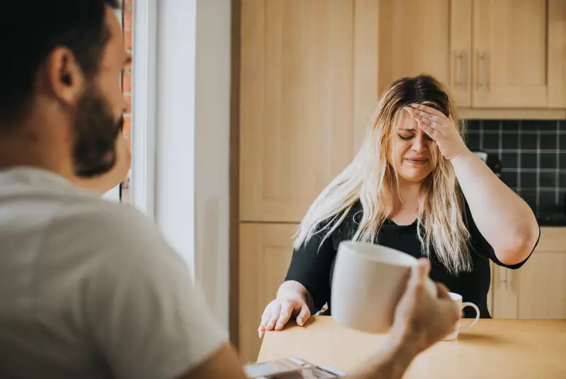 Gaslighting: o abuso psicológico que destrói relacionamentos e como identificá-lo