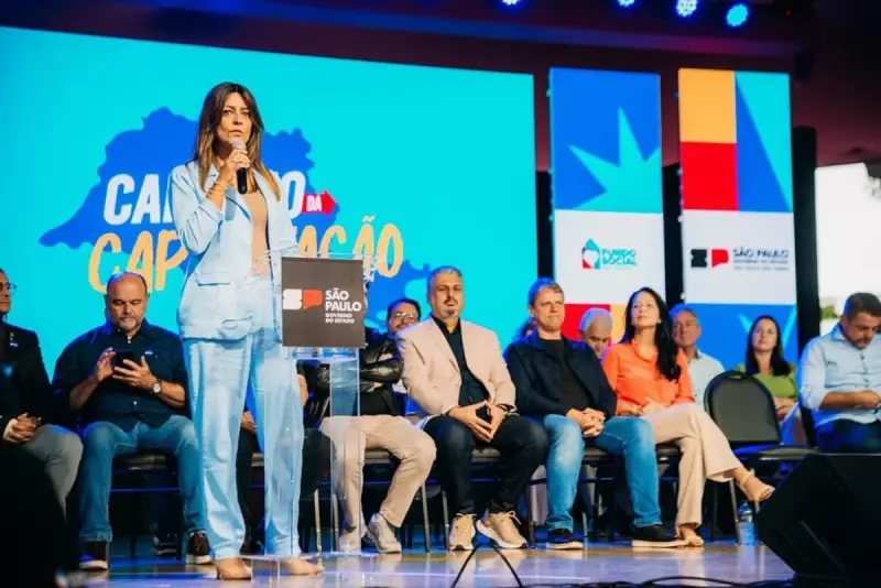 Governador Tarcísio celebra formatura de curso de capacitação em Tatuí