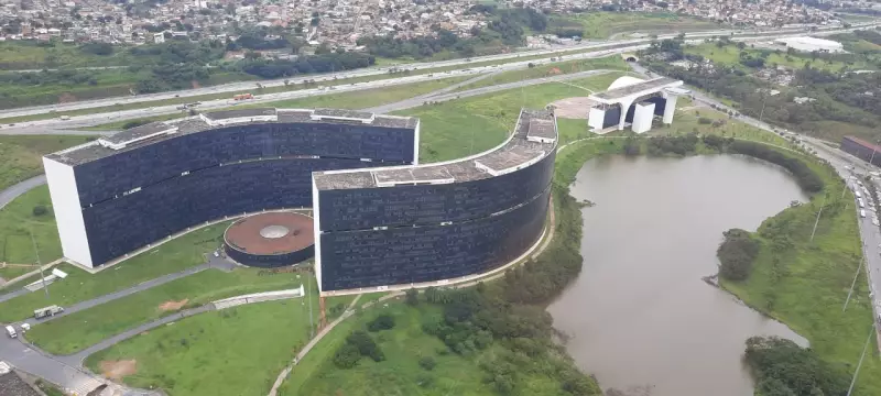 Governo Federal assume controle da Codemg e Codemig: o que muda para Minas Gerais?
