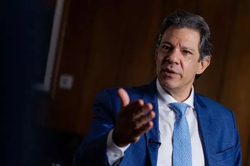 Haddad anuncia corte de gastos e suspende contratações no Ministério da Fazenda: entenda as medidas
