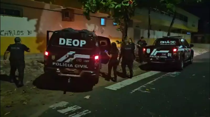 Homem condenado a 23 anos por assassinato e roubo é preso no centro de Teresina