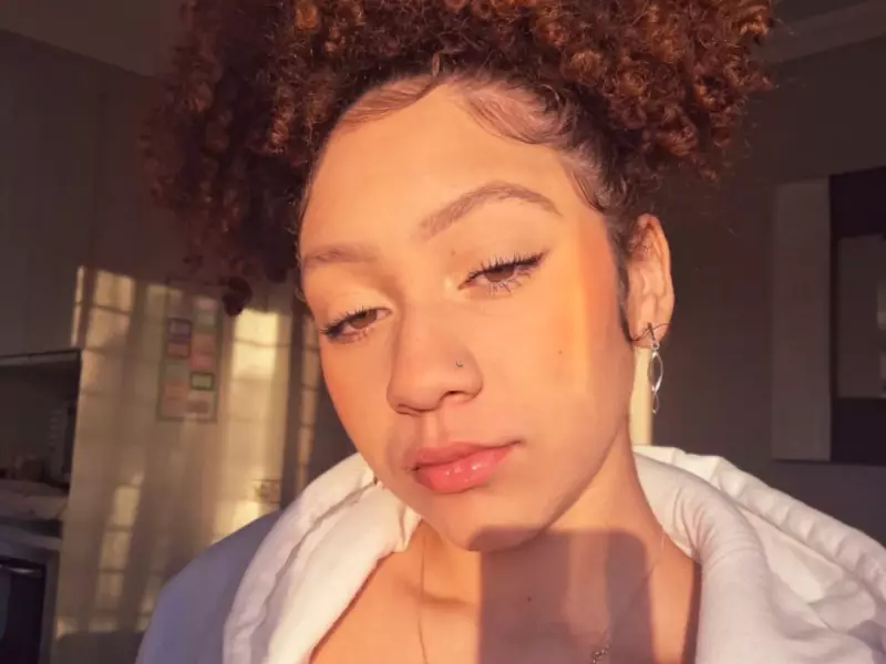 Homem é preso após esfaquear filha da ex-companheira na Grande Curitiba — crime choca região