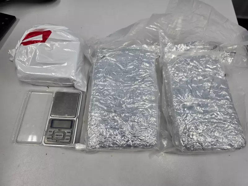 Homem é preso em Manaus por supostamente abastecer mototaxistas com drogas para distribuição