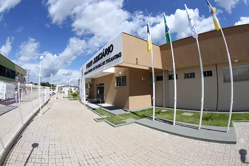 Homem mata irmão enquanto ele dormia após briga por celular no Tocantins