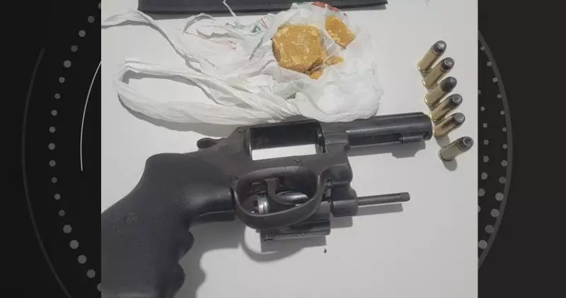 Homem quebra tornozeleira eletrônica e confessa participação em facção criminosa em Alagoas