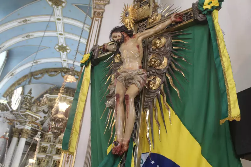 Imagem original do Senhor do Bonfim está em exposição na Basílica de Salvador