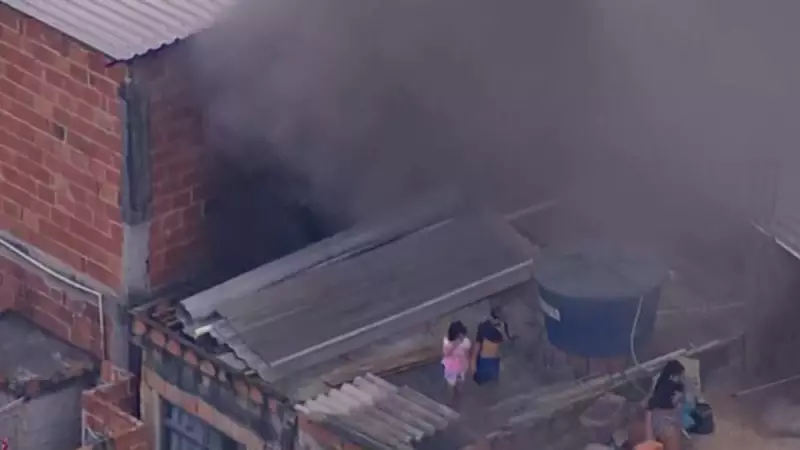 Incêndio atinge casas no Complexo da Maré, no Rio de Janeiro; crianças são resgatadas com sucesso