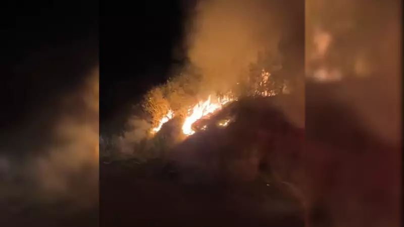 Incêndio de grandes proporções atinge condomínio desabitado em Jaú — veja imagens